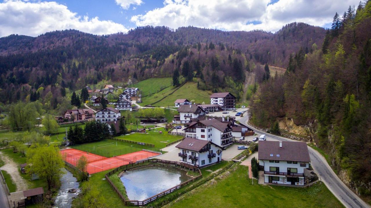 Resort Cheile Gradistei Moieciu Моечу де Жос Екстериор снимка