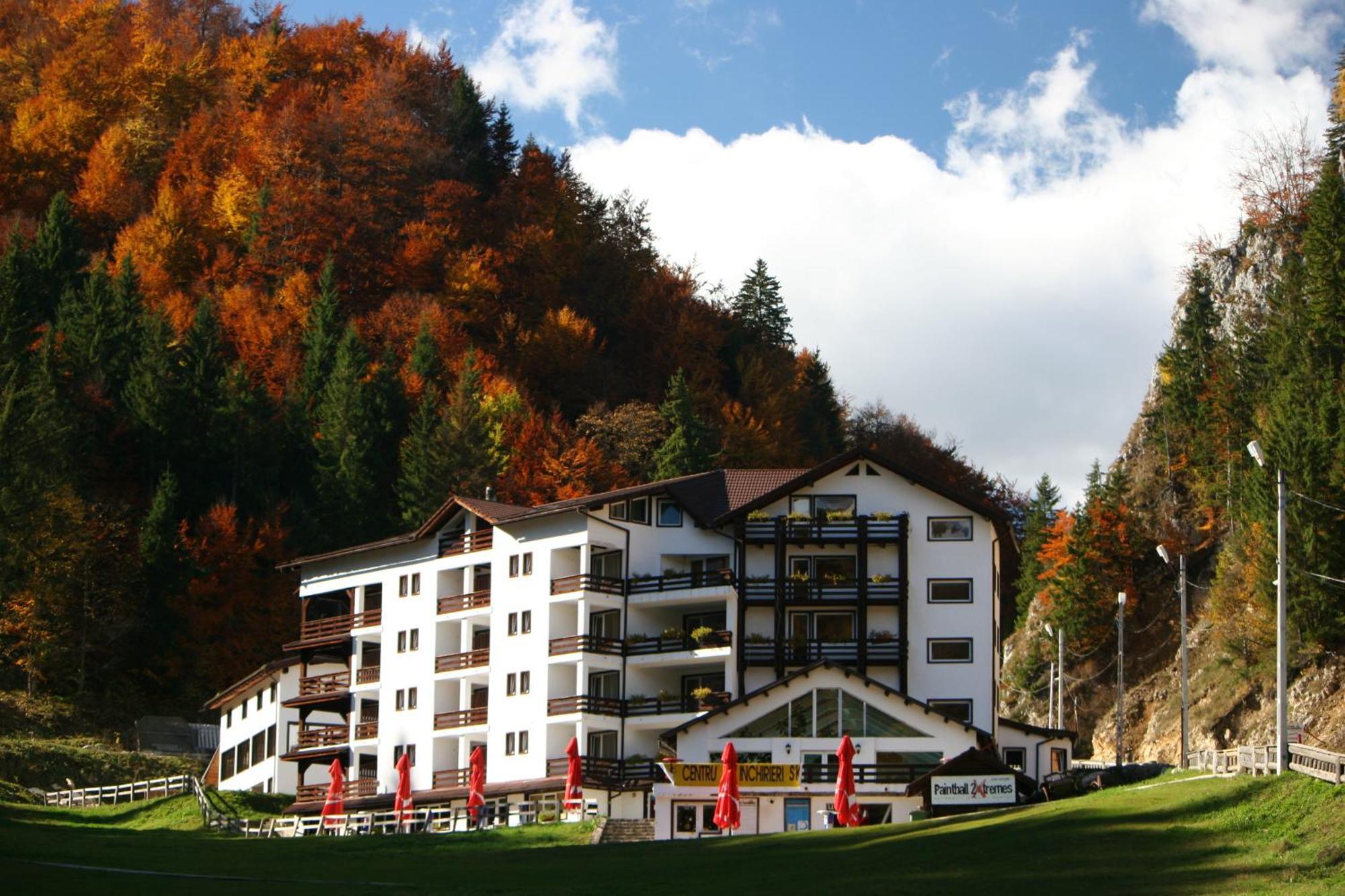 Resort Cheile Gradistei Moieciu Моечу де Жос Екстериор снимка