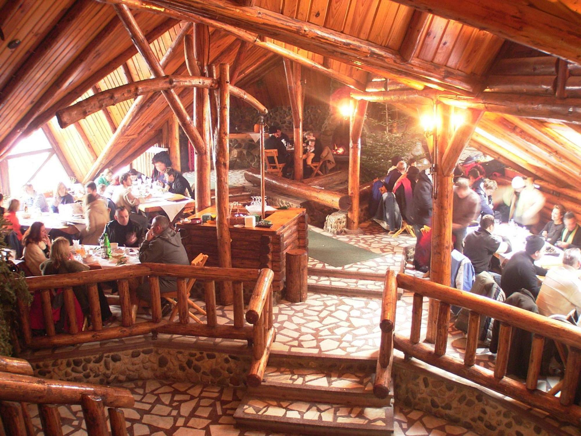 Resort Cheile Gradistei Moieciu Моечу де Жос Екстериор снимка