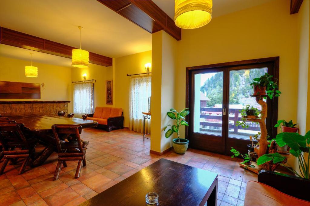 Resort Cheile Gradistei Moieciu Моечу де Жос Екстериор снимка